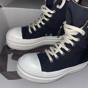 Rick Owens Dark Shadow- Size 35